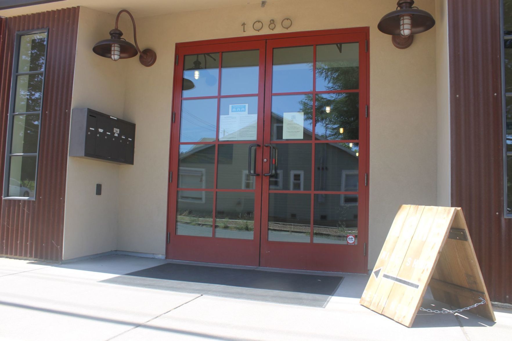 St. Helena's ACME Fine Wines